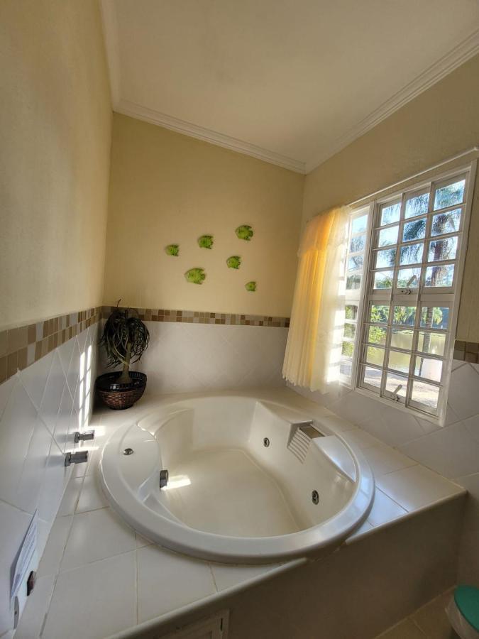 Sitio Dois Lagos - Amparo Sp 山林小屋 *